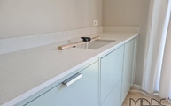 Blanco Maple Silestone Arbeitsplatten und Wischleisten in Koblenz montiert
