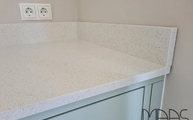 Montage in Koblenz der Blanco Maple Silestone Arbeitsplatten und Wischleisten