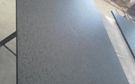 Produktion - Krishna Black Granit Seitemwangen