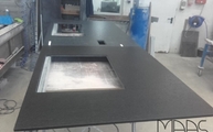 Produktion - Krishna Black Granit Arbeitsplatten für die Kücheninsel