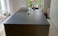 Montage der Alps Glitter Granit Arbeitsplatte in Köln