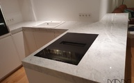 Küche in Köln mit Bianco Carrara Marmor Arbeitsplatten 