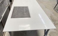 Produktion - Ausschnitt in der Silestone Arbeitsplatte Blanco Maple