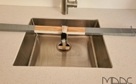 Spüle in der Silestone Arbeitsplatte Blanco Maple
