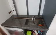 Apavisa Arbeitsplatten Pietra Grey mit Ausschnitt