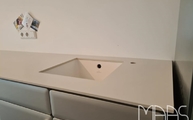Color White Marazzi Arbeitsplatte mit Unterbauspüle