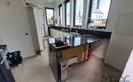 IKEA Küche in Köln mit Belvedere Granit Arbeitsplatten und Rückwänden