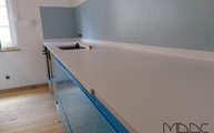 Montage der Blanco Zeus Extreme Silestone Arbeitsplatten und Wischleisten in Köln