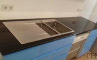 IKEA Küche mit Granit Arbeitsplatten in 2,0 cm Plattenstärke