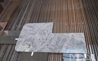 Produktion - Gerundete Ecken der Kashmir White Granit Arbeitsplatte