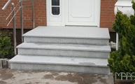 Granit Podest und Treppe