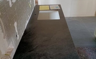 Lieferung der Slate Black Level Keramik Arbeitsplatten in Köln