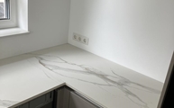 Calacatta Oro Infinity Arbeitsplatten mit Marmoroptik