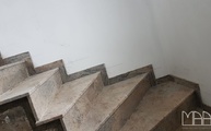 Granit Treppenbelag und Sockelleisten Cielo White