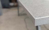 Produktion - Soke Dekton Rückwände in 1,2 cm Stärke