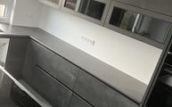 Küche in Magdeburg mit Laos Dekton Arbeitsplatten