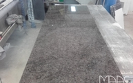 Produktion - Granit Arbeitsplatte Labrador Antic
