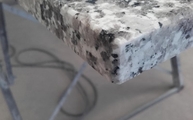 Produktion - 2 cm Stärke der Bianco Sardo Granit Arbeitsplatte