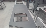 Produktion - Schrägschnitt in der Micron Dekton Arbeitsplatte