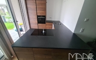 Montage in München mit Nero Assoluto Zimbabwe Granit Arbeitsplatten