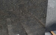 Granitplatten Black Pear mit polierten Oberflächen