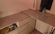 Küche im Neubiberg mit Blanco Cristal Extra Granit Arbeitsplatten