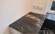 Ausklinkung in der Belvedere Granit Arbeitsplatte