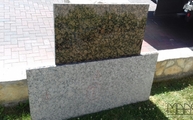 Granit Baltic Brown mit polierter Oberfläche und 3,0 cm Stärke