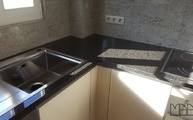Küche mit Granit Arbeitsplatten Black Pearl