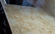 Granit Astoria Gold Arbeitsplatten mit 3,0 cm Stärke