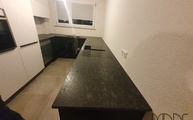 IKEA Küche in Nürtingen mit Steel Grey Granit Arbeitsplatten