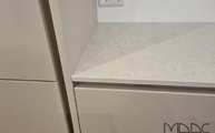 6131 Bianco Drift Caesarstone Arbeitsplatte in 2 cm