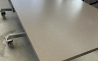 Produktion - Noka Silestone Arbeitsplatte mit Suede Oberflächen