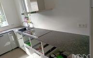 Küche in Odenthal mit Steel Grey Granit Arbeitsplatten