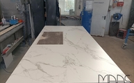Produktion - Ausschnitt in der Aura 15 Dekton Arbeitsplatte