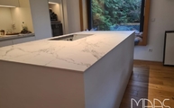 Aura 15 Dekton Arbeitsplatte in Örlinghausen