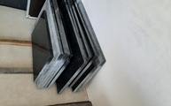 Lieferung der Nero Marquina Marmor Fensterbänke in Perleberg
