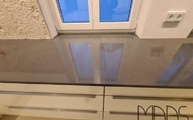 Fensternische mit Marengo Silestone Arbeitsplatte