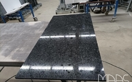 Produktion - Polierte Granitplatte Steel Grey
