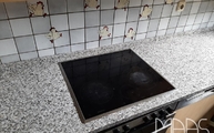 Bianco Sardo Granit Arbeitsplatte mit Ceranfeld