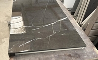 Produktion - Imperial Black Select Level Keramik Arbeitsplatte mit Gehrungsschürze