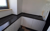 Küche in Sankt Augustin mit Imperial Black Select Level Keramik Arbeitsplatten