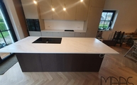 IKEA Küche in Schleiden mit Glem White Porcelanosa Arbeitsplatten