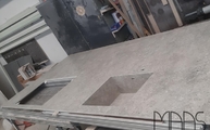 Produktion - Dekton Arbeitsplatte VK03 Grigio mit zwei Ausschnitten