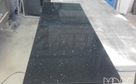 Produktion - Negro Stellar Silestone Arbeitsplatte
