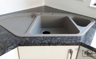 Montage in Siegburg: Granit Arbeitsplatten Sapphire Brown
