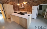 Kücheninsel mit AU200 Beach White Diresco Arbeitsplatte