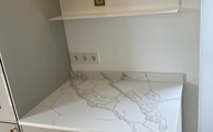 Marmoroptik der Dream Calacatta Oro Dream Quarzagglo Arbeitsplatte
