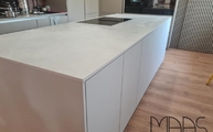 Argentium Dekton Arbeitsplatte mit UltraMatt Oberfläche