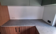 Küche in Starnberg mit VK03 Grigio Dekton Arbeitsplatten